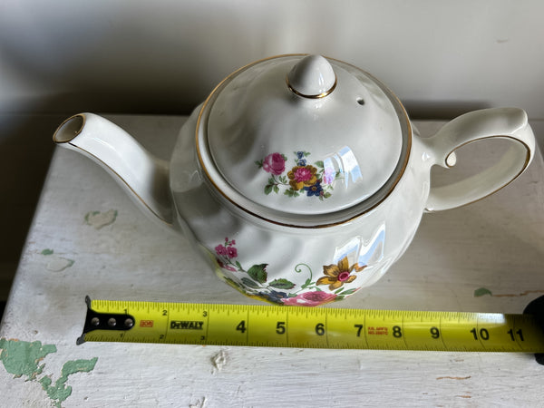Windsor Teapot