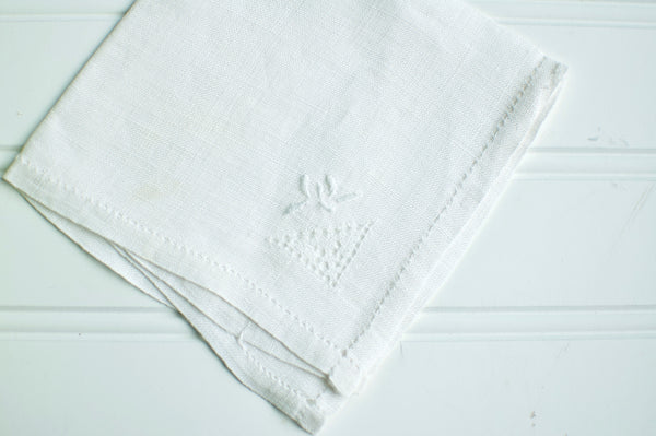 White Fancy Edge Vintage Napkin