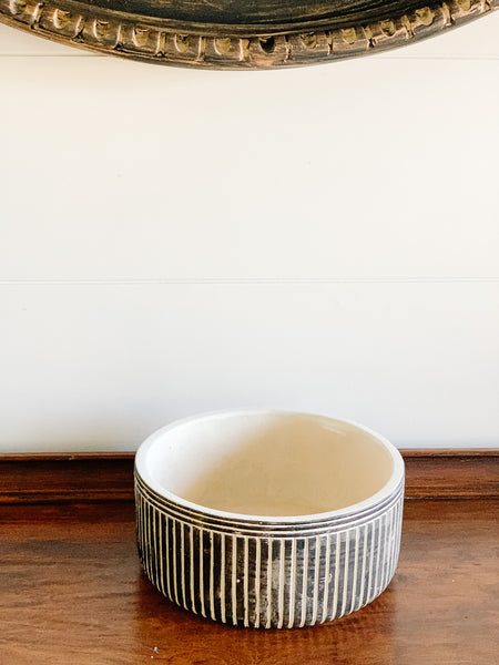 Low Pinstripe Cement Pot